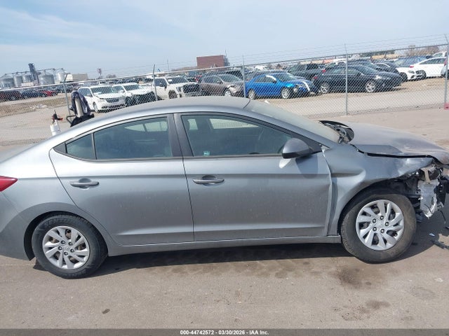 Продажа на аукционе авто 2018 Hyundai Elantra Se, vin: KMHD74LF9JU590788, номер лота: 44742572