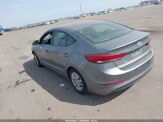 Продажа на аукционе авто 2018 Hyundai Elantra Se, vin: KMHD74LF9JU590788, номер лота: 44742572