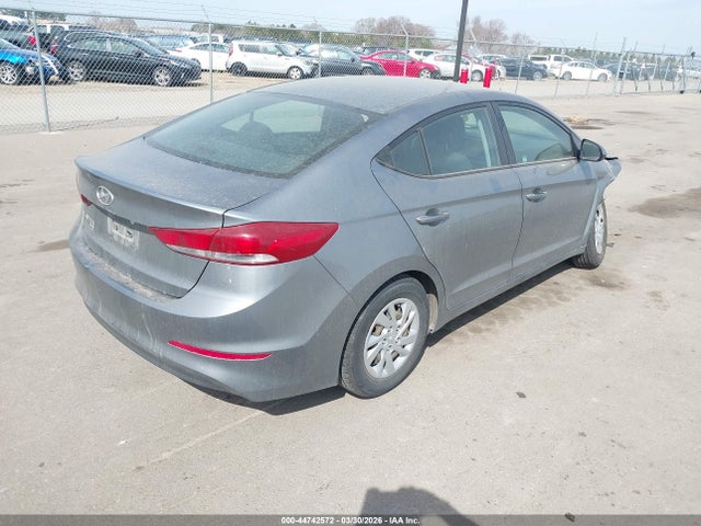 Продажа на аукционе авто 2018 Hyundai Elantra Se, vin: KMHD74LF9JU590788, номер лота: 44742572