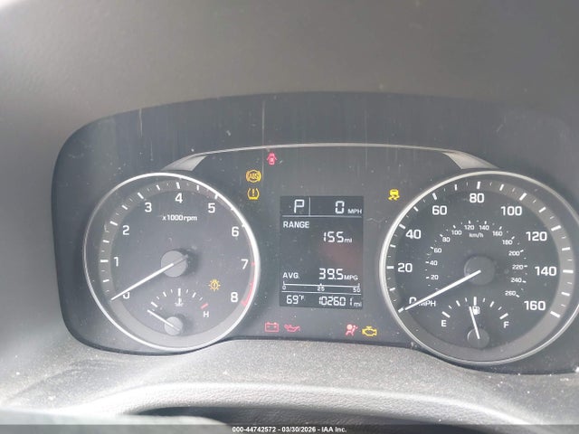 Продажа на аукционе авто 2018 Hyundai Elantra Se, vin: KMHD74LF9JU590788, номер лота: 44742572
