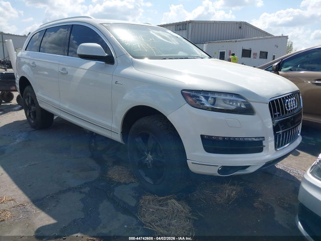 2015 AUDI Q7 WA1CGAFE6FD024879 Photo 0