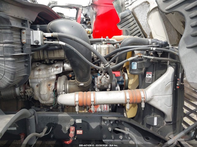 Freightliner Cascadia 125 2017 3AKJGEDR5HSHE1305 Image 14