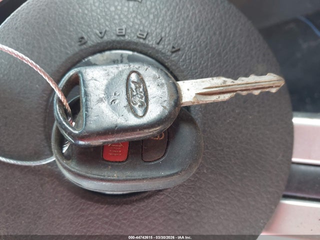 2005 Ford Mustang Gt მანქანა იყიდება აუქციონზე, vin: 1ZVFT85H955182836, აუქციონის ნომერი: 44742615