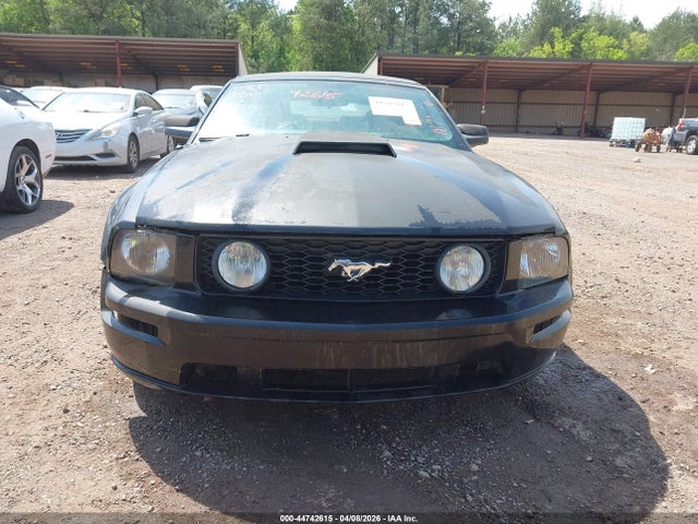 2005 Ford Mustang Gt მანქანა იყიდება აუქციონზე, vin: 1ZVFT85H955182836, აუქციონის ნომერი: 44742615