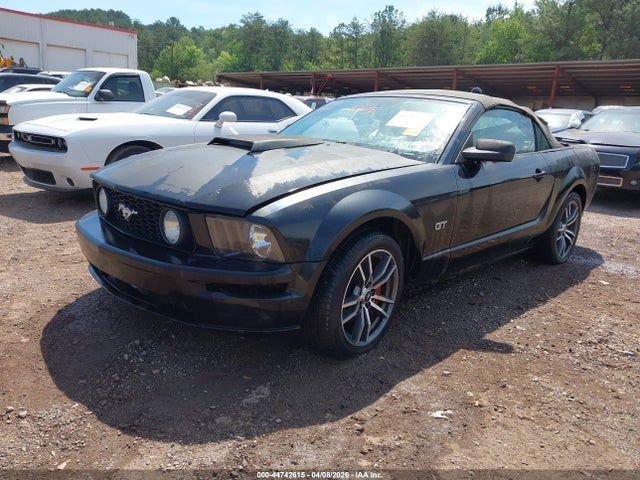 2005 Ford Mustang Gt მანქანა იყიდება აუქციონზე, vin: 1ZVFT85H955182836, აუქციონის ნომერი: 44742615