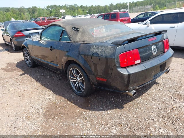 2005 Ford Mustang Gt მანქანა იყიდება აუქციონზე, vin: 1ZVFT85H955182836, აუქციონის ნომერი: 44742615