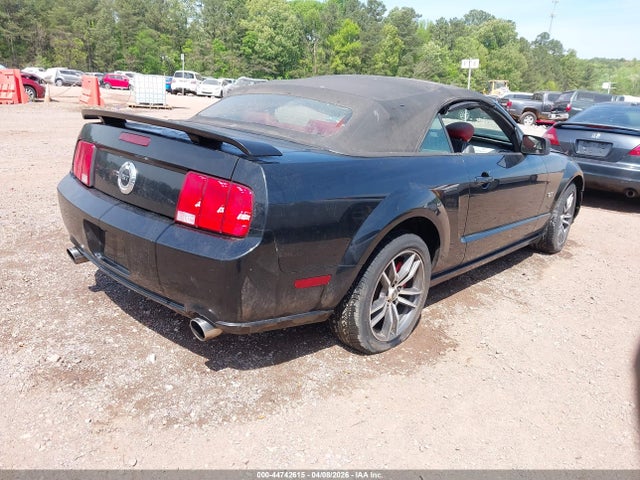 2005 Ford Mustang Gt მანქანა იყიდება აუქციონზე, vin: 1ZVFT85H955182836, აუქციონის ნომერი: 44742615