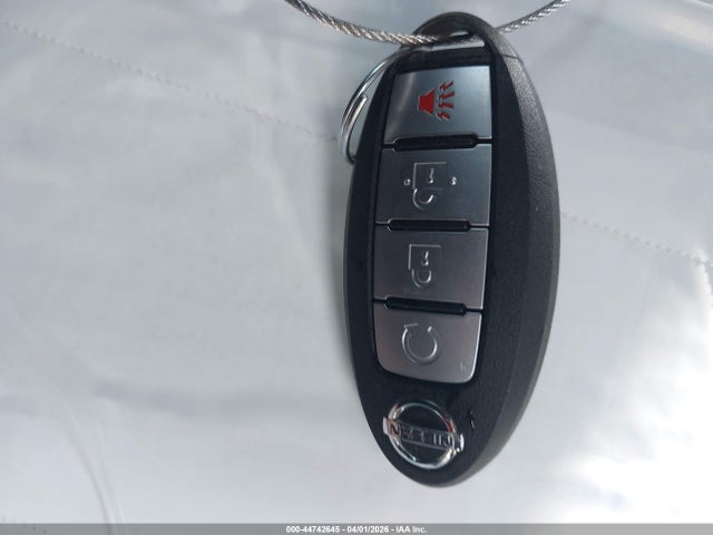 3N1CP5CU1JL515486 Nissan KICKS SR