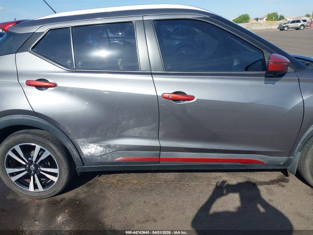 3N1CP5CU1JL515486 Nissan KICKS SR
