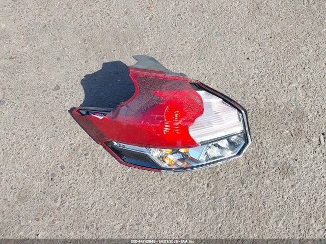 3N1CP5CU1JL515486 Nissan KICKS SR