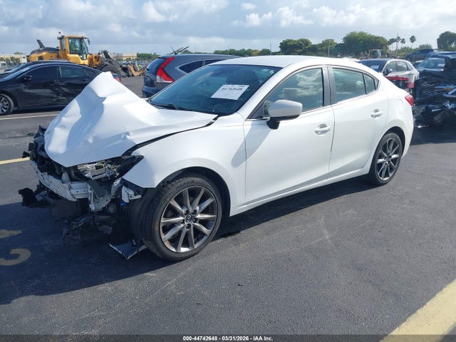 Aukcja sprzedaży 2018 Mazda Mazda3 Touring, vin: 3MZBN1V32JM229665, numer aukcji: 44742648