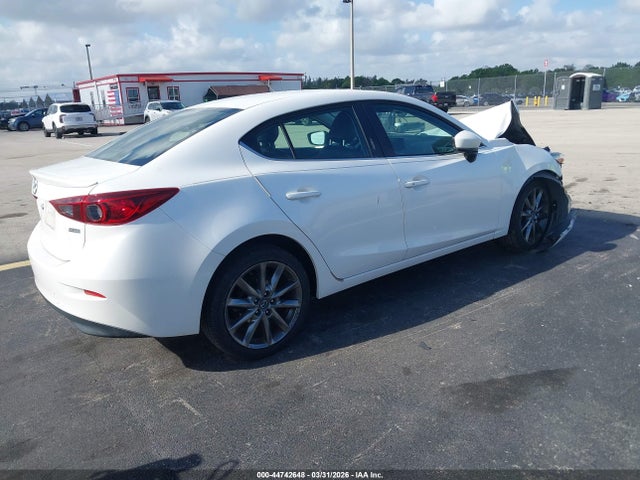 Aukcja sprzedaży 2018 Mazda Mazda3 Touring, vin: 3MZBN1V32JM229665, numer aukcji: 44742648