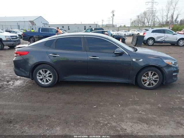 44742666 :رقم المزاد ، 5XXGT4L37HG150216 vin ، 2017 Kia Optima Lx مزاد بيع