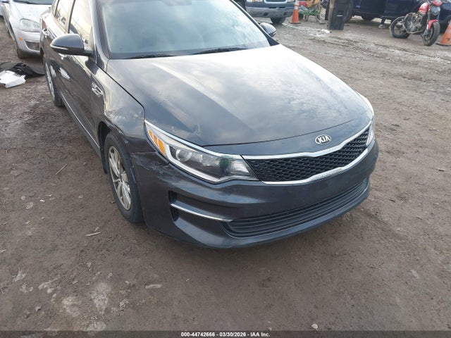 44742666 :رقم المزاد ، 5XXGT4L37HG150216 vin ، 2017 Kia Optima Lx مزاد بيع