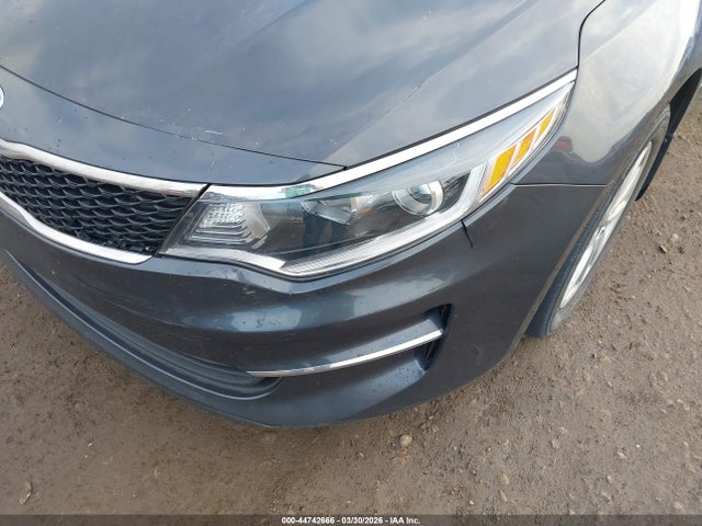 44742666 :رقم المزاد ، 5XXGT4L37HG150216 vin ، 2017 Kia Optima Lx مزاد بيع