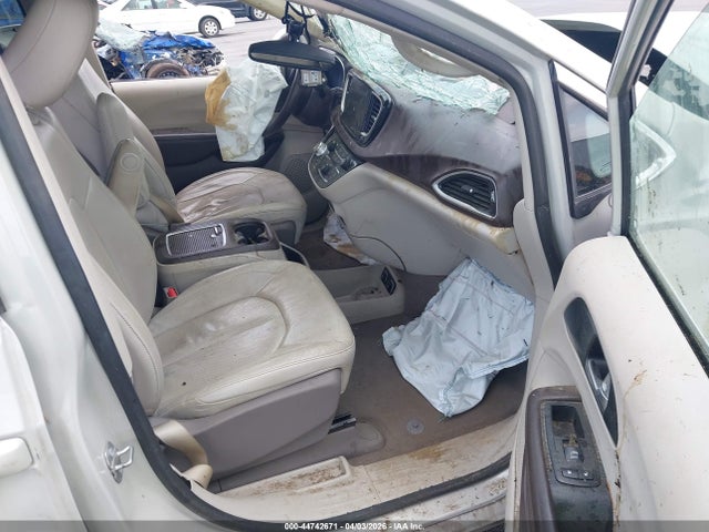 Aukcja sprzedaży 2021 Chrysler Pacifica Touring L, vin: 2C4RC1BG0MR590954, numer aukcji: 44742671
