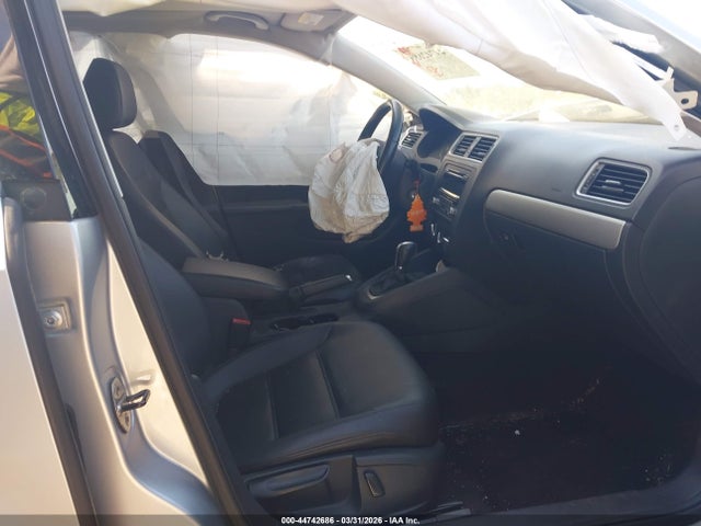 Продажа на аукционе авто 2014 Volkswagen Jetta 1.8t Se, vin: 3VWD17AJ9EM295230, номер лота: 44742686