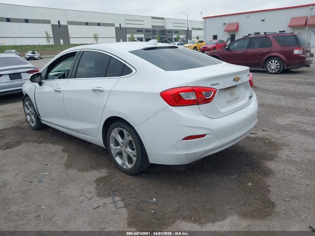 2017 CHEVROLET CRUZE 1G1BF5SM5H7219245 Photo 2