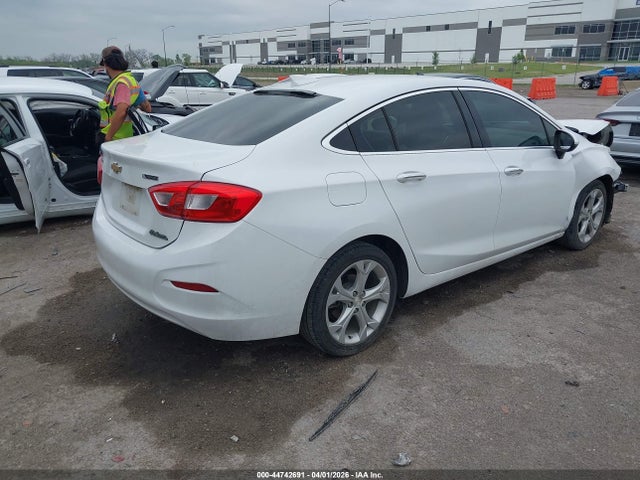 2017 CHEVROLET CRUZE 1G1BF5SM5H7219245 Photo 3