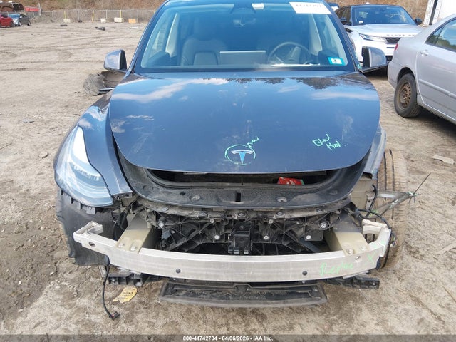 Продажа на аукционе авто 2021 Tesla Model Y Long Range Dual Motor All-wheel Drive, vin: 5YJYGDEE3MF184528, номер лота: 44742704