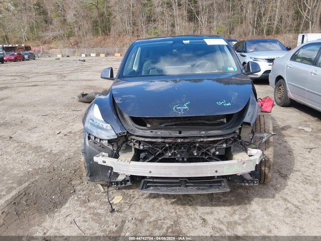 Продажа на аукционе авто 2021 Tesla Model Y Long Range Dual Motor All-wheel Drive, vin: 5YJYGDEE3MF184528, номер лота: 44742704