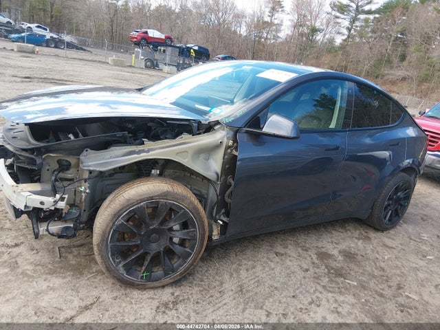 Продажа на аукционе авто 2021 Tesla Model Y Long Range Dual Motor All-wheel Drive, vin: 5YJYGDEE3MF184528, номер лота: 44742704