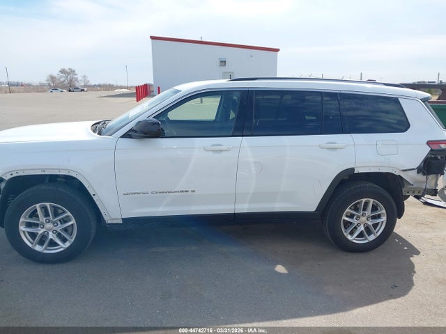 1C4RJKAG1P8799665 Jeep Grand Cherokee L Laredo 4x4