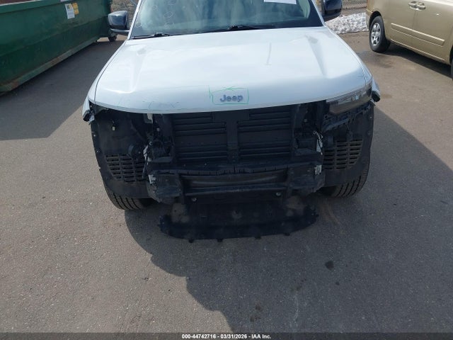 1C4RJKAG1P8799665 Jeep Grand Cherokee L Laredo 4x4