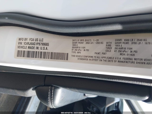 1C4RJKAG1P8799665 Jeep Grand Cherokee L Laredo 4x4