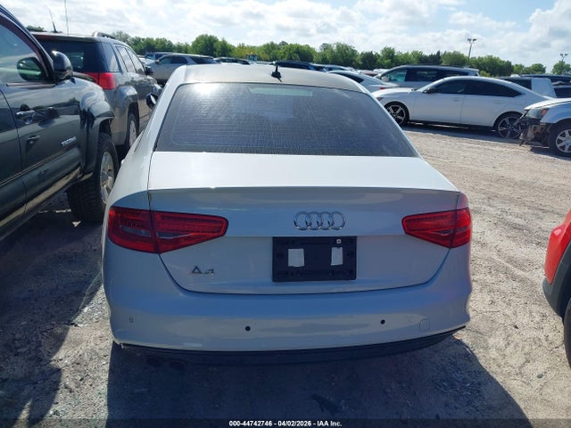 2016 Audi A4 2.0t Premium Plus მანქანა იყიდება აუქციონზე, vin: WAUEFAFL5GA005658, აუქციონის ნომერი: 44742746