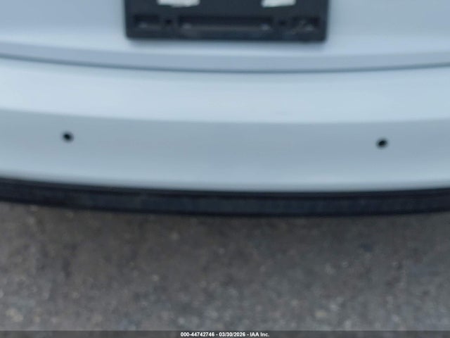 2016 Audi A4 2.0t Premium Plus მანქანა იყიდება აუქციონზე, vin: WAUEFAFL5GA005658, აუქციონის ნომერი: 44742746