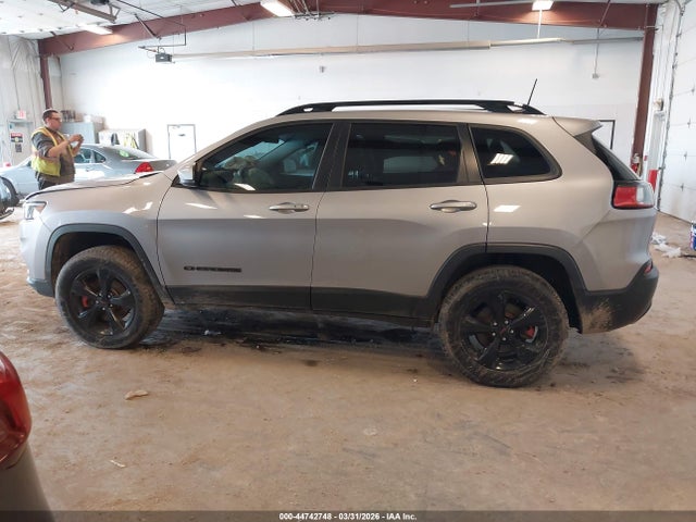 2019 Jeep Cherokee Altitude 4x4 მანქანა იყიდება აუქციონზე, vin: 1C4PJMLXXKD378771, აუქციონის ნომერი: 44742748