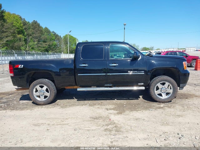 44742750 :رقم المزاد ، 1GT125CG8BF259727 vin ، 2011 Gmc Sierra 2500hd Denali مزاد بيع