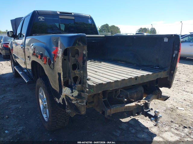44742750 :رقم المزاد ، 1GT125CG8BF259727 vin ، 2011 Gmc Sierra 2500hd Denali مزاد بيع