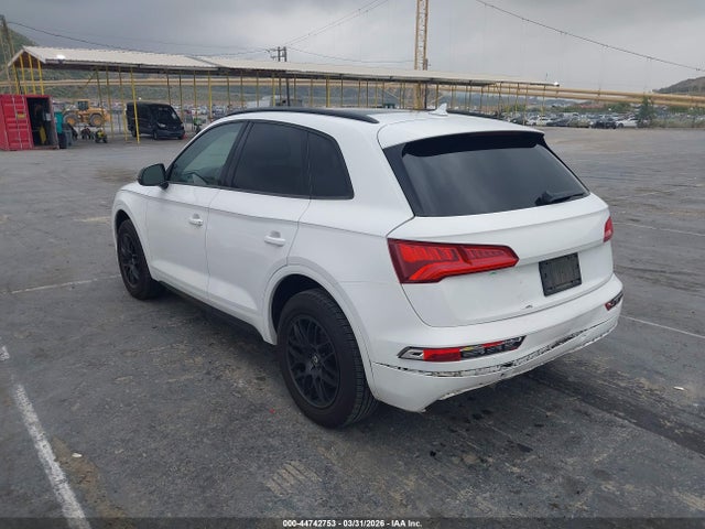 2018 AUDI Q5 WA1ANAFY9J2007957 Photo 2