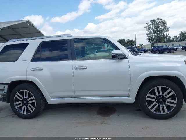 Toyota 4runner Limited 2014 JTEZU5JR8E5069059 Image 14