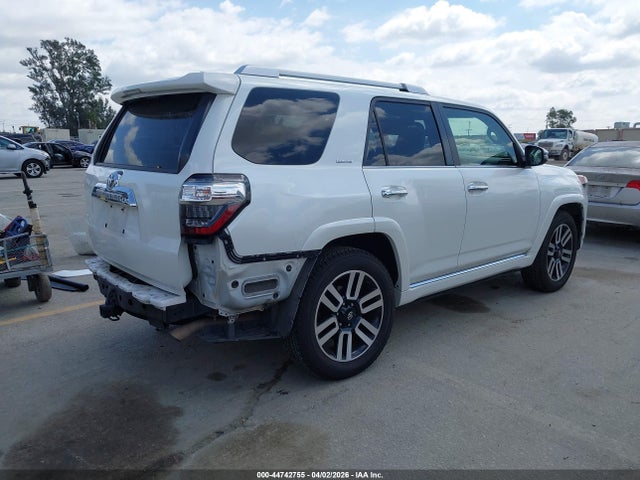 2014 TOYOTA 4RUNNER JTEZU5JR8E5069059 Photo 3