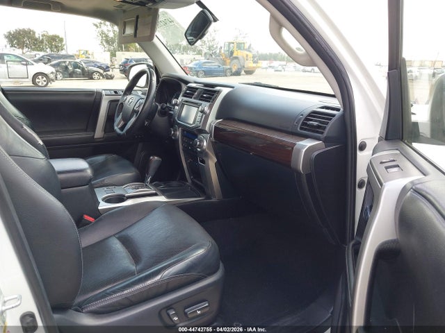 2014 TOYOTA 4RUNNER JTEZU5JR8E5069059 Photo 4