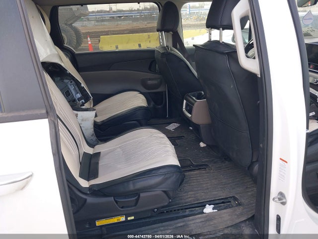 Aukcja sprzedaży 2026 Kia Carnival Mpv Hybrid Ex, vin: KNDNC5KA6T6101092, numer aukcji: 44742780