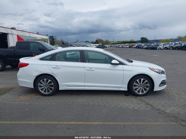 Hyundai Sonata Sport 2015 5NPE34AF4FH032730 Image 13
