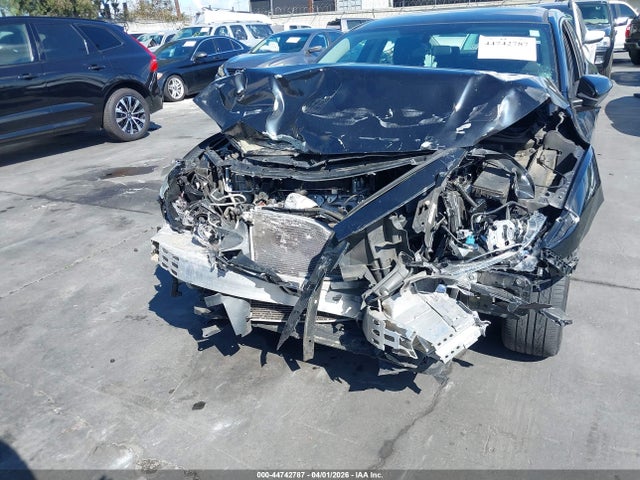 Продажа на аукционе авто 2018 Honda Civic Lx, vin: 2HGFC2F52JH568684, номер лота: 44742787