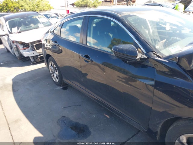 Продажа на аукционе авто 2018 Honda Civic Lx, vin: 2HGFC2F52JH568684, номер лота: 44742787