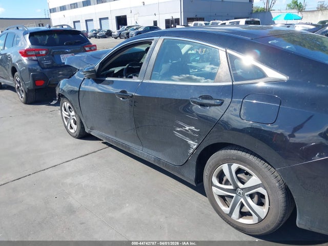 Продажа на аукционе авто 2018 Honda Civic Lx, vin: 2HGFC2F52JH568684, номер лота: 44742787