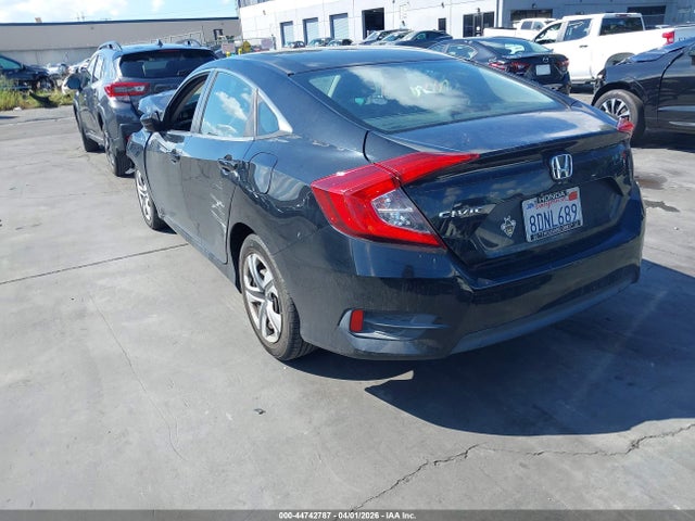Продажа на аукционе авто 2018 Honda Civic Lx, vin: 2HGFC2F52JH568684, номер лота: 44742787