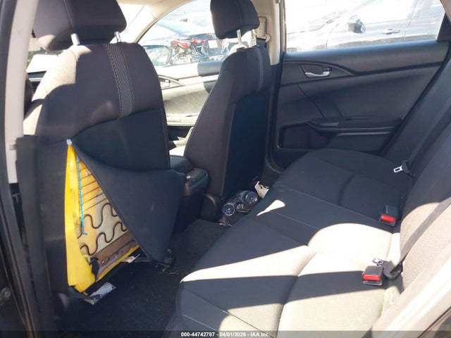 Продажа на аукционе авто 2018 Honda Civic Lx, vin: 2HGFC2F52JH568684, номер лота: 44742787