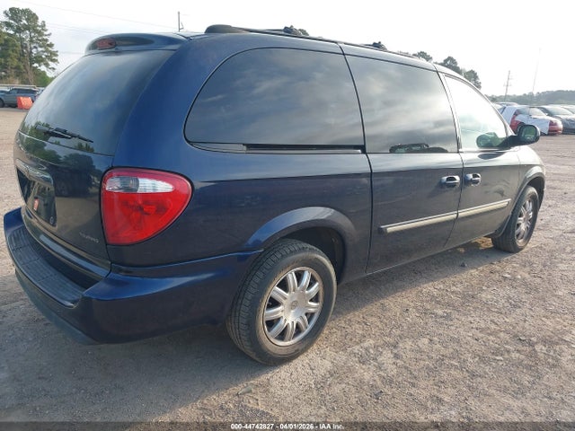 Продажа на аукционе авто 2005 Chrysler Town & Country Touring, vin: 2C4GP54L85R479258, номер лота: 44742827