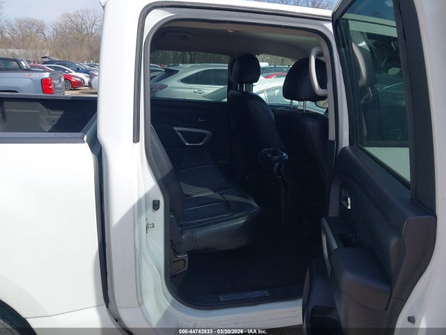 2017 Nissan Titan Sv მანქანა იყიდება აუქციონზე, vin: 1N6AA1E5XHN547770, აუქციონის ნომერი: 44742833
