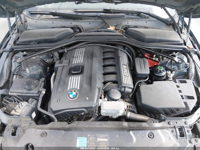 2009 Bmw 528i მანქანა იყიდება აუქციონზე, vin: WBANU53529C117523, აუქციონის ნომერი: 44742853