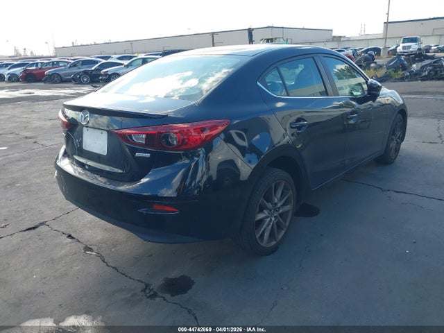 3MZBN1V38JM270222 Mazda Mazda3 Touring