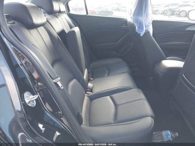 3MZBN1V38JM270222 Mazda Mazda3 Touring
